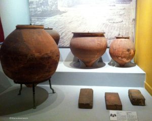 pots from the Harappan civilization - Prince of Wales Museum