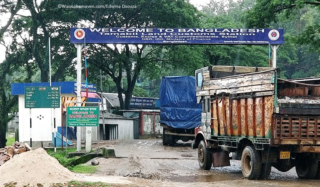 Dawki tamabil border - meghalaya